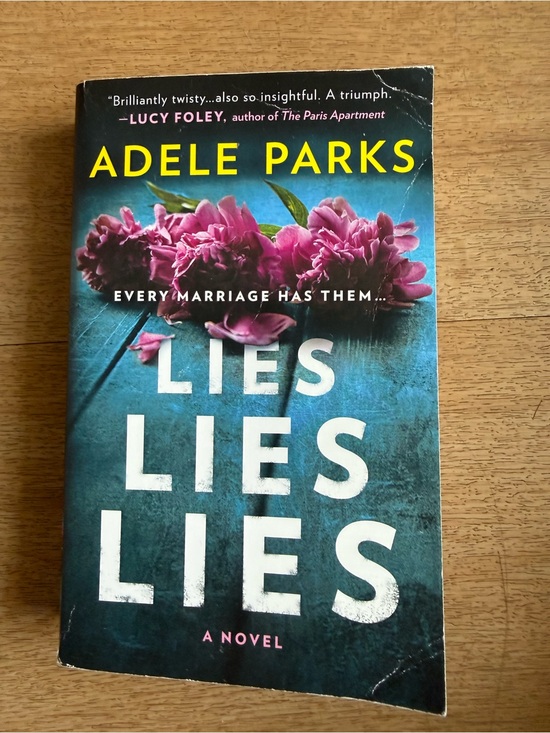 Other - 📚3 for $12📚 Adele Parks - Lies Lies Lies (Blue Cover with Pink Flowers)